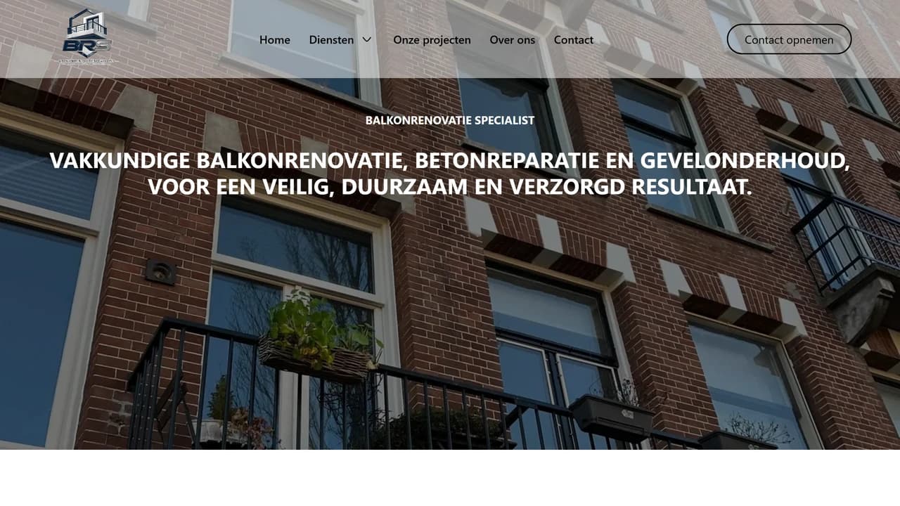 Homepage van Balkonrenovatie Specialist met hero, logo en introductie